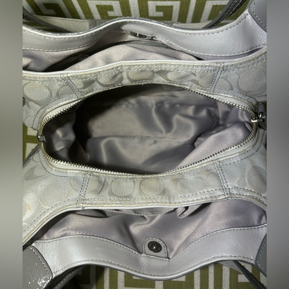 Genuine Coach Silver & Gray Leather Logo And Signature Fabric Handbag & Wristlet - Picture 11 of 16